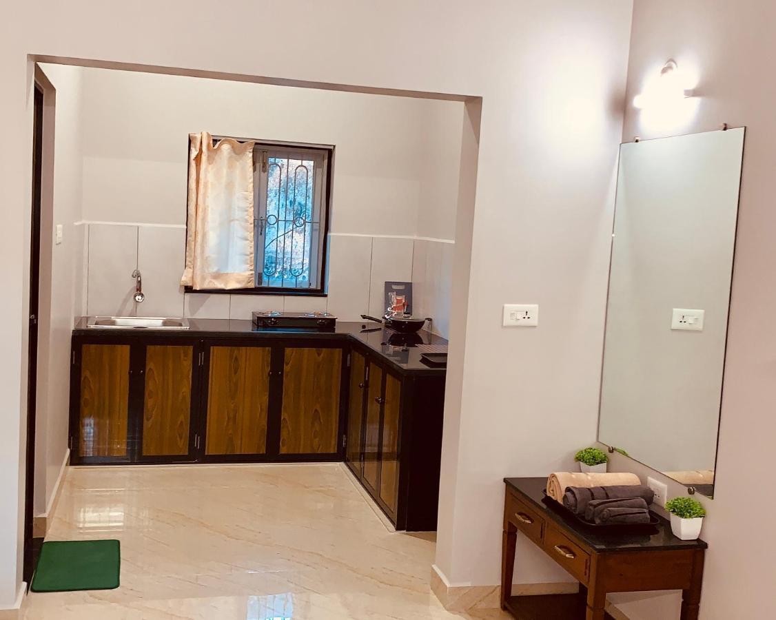 Stan-Inn, North Goa, Vagator, With Strong Wifi,Free Private Parking & Kitchen, Can Cook Where You Stay Bagian luar foto